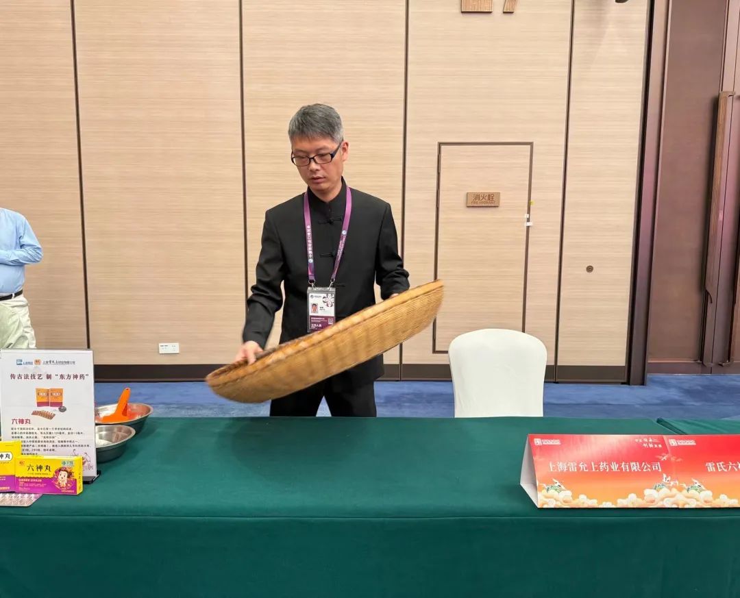 pic_005.jpg pic_005.jpg