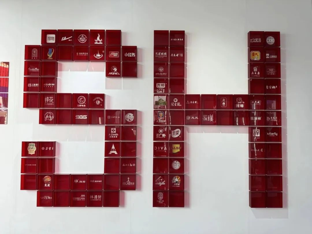 pic_003.jpg pic_003.jpg